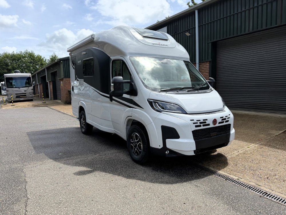 White Wingamm Oasi 540.1