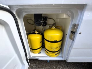 /photos/10928/389f9ba4-29b7-3c0b-ada7-d40fc51485d6_i320x240.jpg