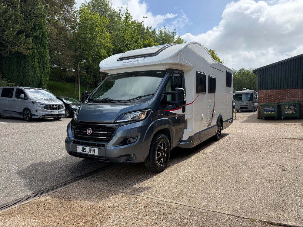 2015 Roller Team T-Line Motorhome 785