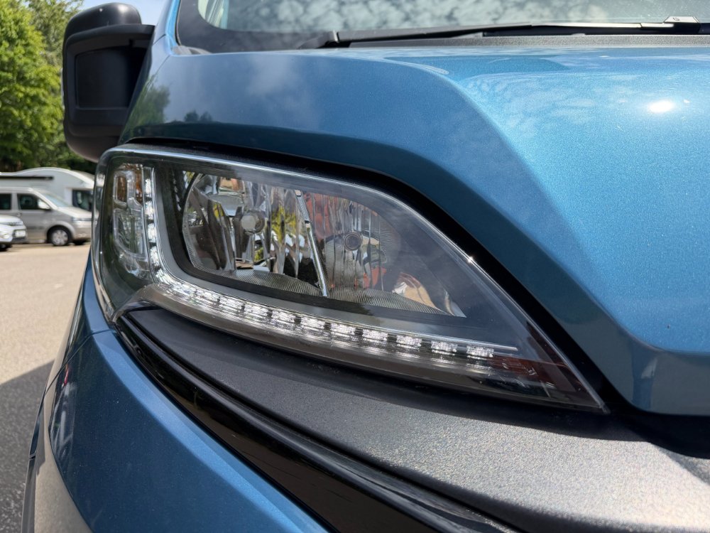 Blue 2022 Hymer FREE 540 BLUE EVOLUTION in Andrew James Motorhomes